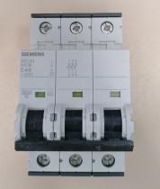 SIEMENS 5SY4340-7 - INT. AUT. 10KA CURVA C 3P 40A (5SY4340-7)